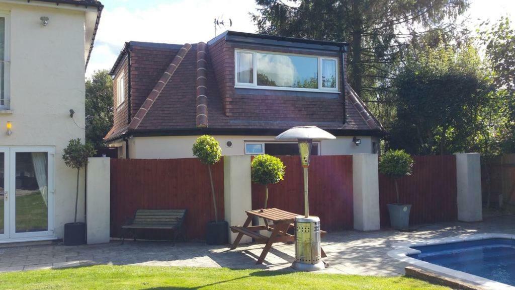 Beautiful Detached 1 Bedroom Apartment Eltham Exteriér fotografie